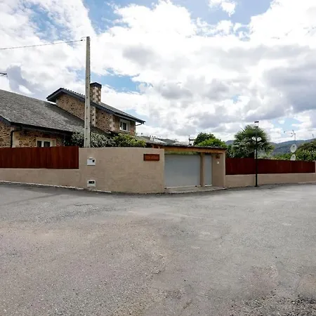 Albino Piscina Climatizada Villa *